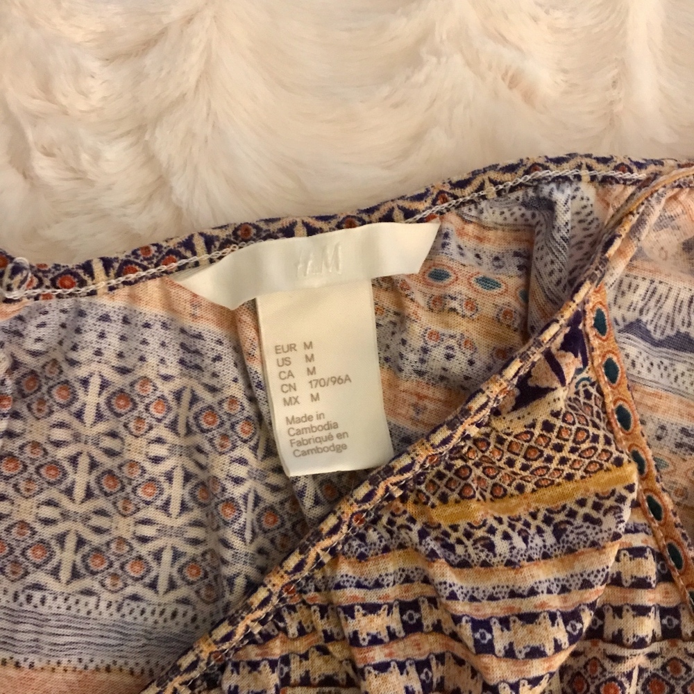 Patterned Tank Top - Picture 2 of 2